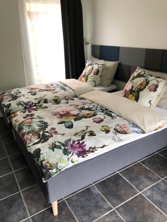 سكيف Fly B&B المظهر الخارجي الصورة